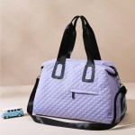 Textured Medium Gym Bag Duffel Bag Large Capacity Bag Unisex Travel Bag Commuter Tote Bag Portable Crossbody Bag for Women