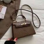 Women Faux Snakeskin Texture Fashionable Simple Square Lock Handle Shoulder Bag