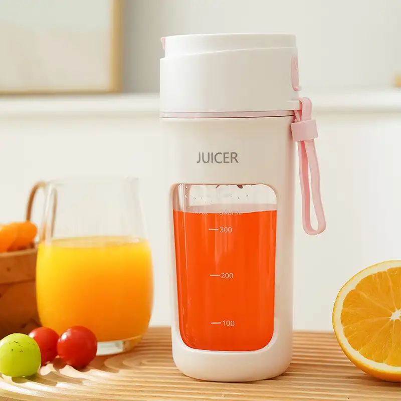 Mini Smart Portable Juicer Cup with Digital Display