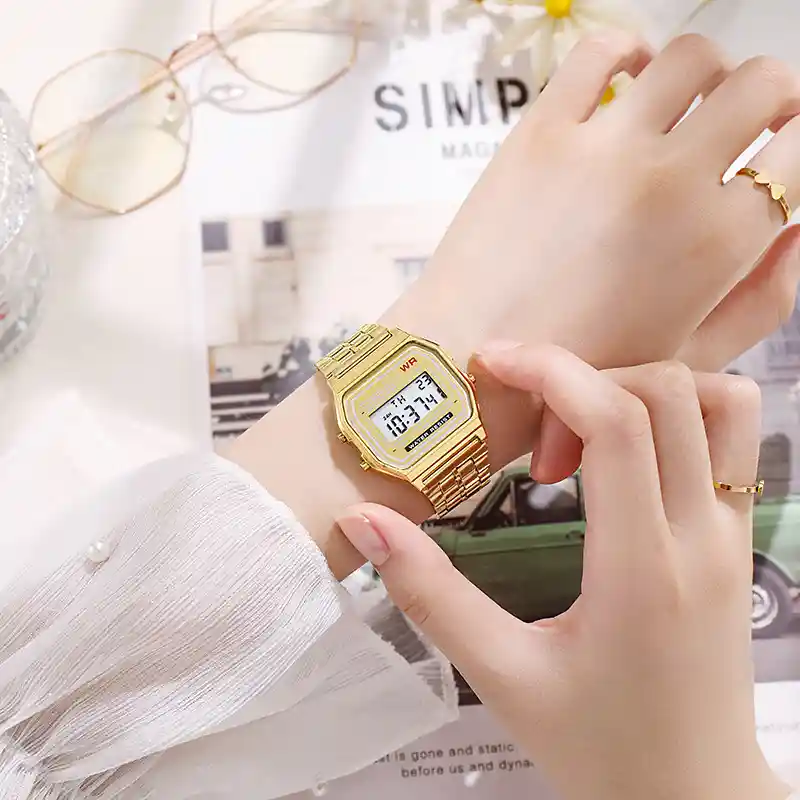 Retro Digital Watch – Unisex Alarm, Stopwatch & Backlight